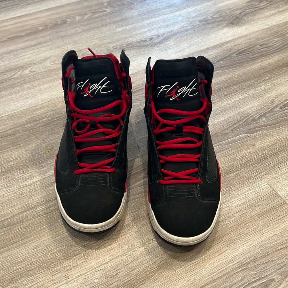 Nike air Jordan flight luminary black red size 12